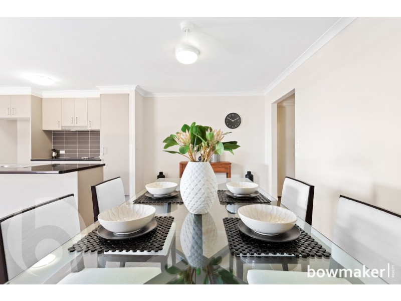 12 Williams Crescent, North Lakes QLD 4509