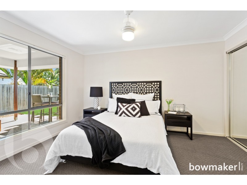 12 Williams Crescent, North Lakes QLD 4509