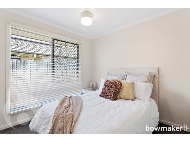 12 Williams Crescent, North Lakes QLD 4509