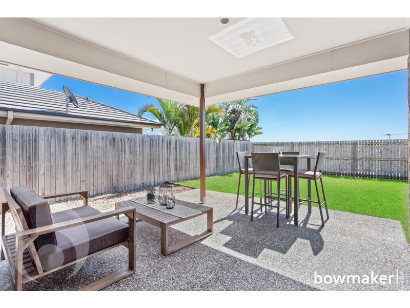 12 Williams Crescent, North Lakes QLD 4509