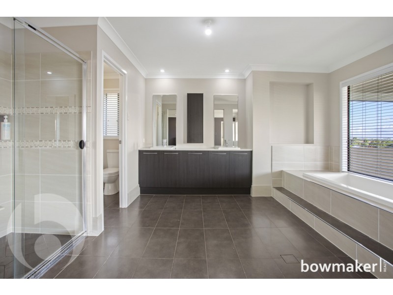 38 Sunstone Circuit, Mango Hill QLD 4509