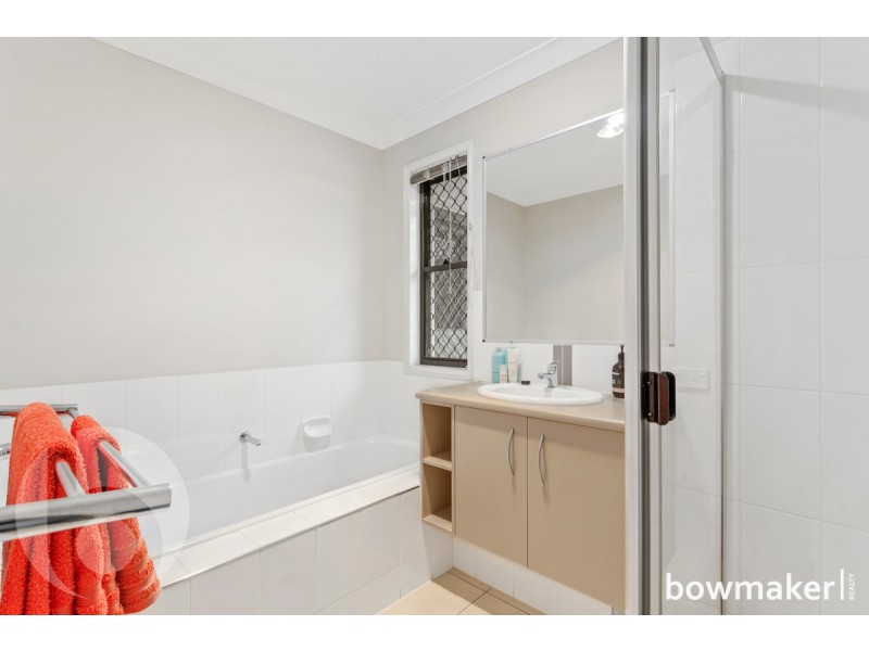 4 Edward Close, North Lakes QLD 4509