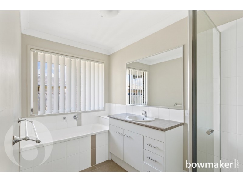 14 Bangalow Street, Morayfield QLD 4506