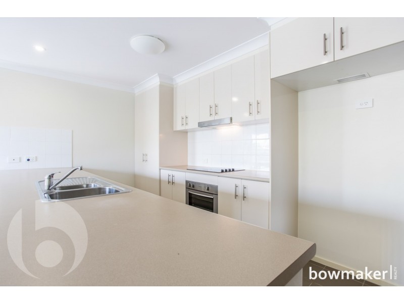 152 Nicklaus Parade, North Lakes QLD 4509
