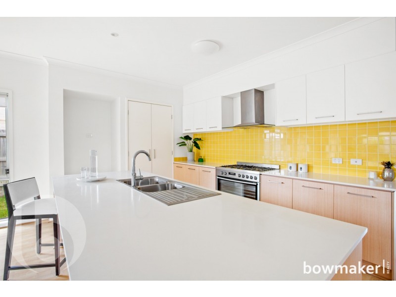 25 Friars Crescent, North Lakes QLD 4509