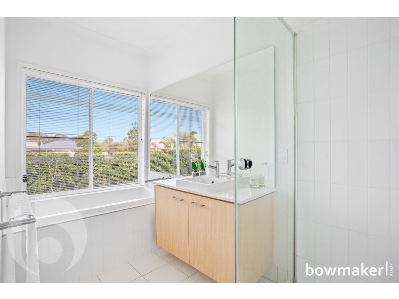 25 Friars Crescent, North Lakes QLD 4509