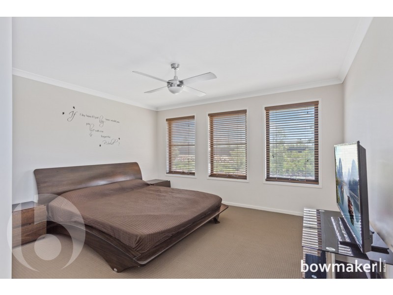 90 Mapleton Drive, North Lakes QLD 4509