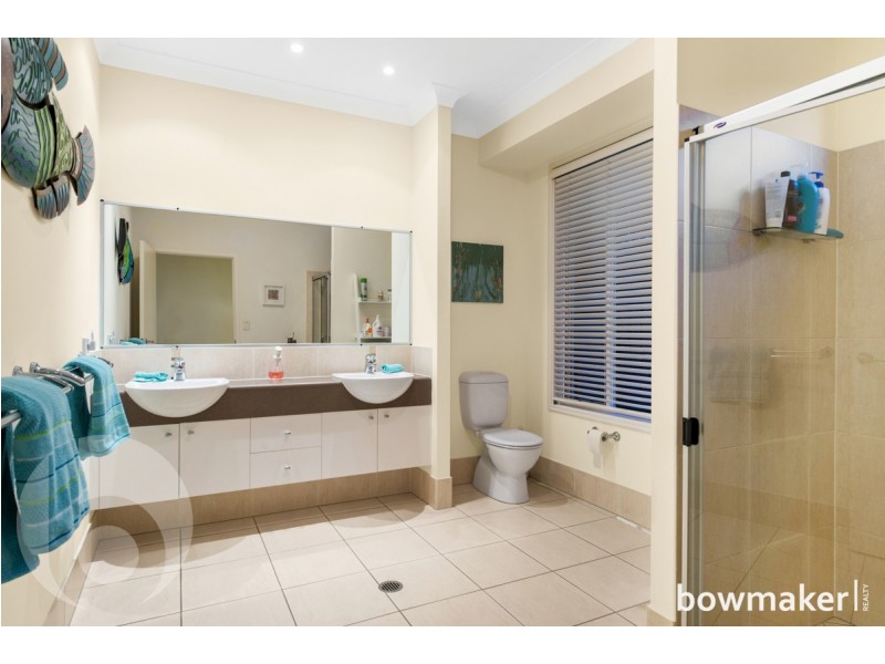 18 Thomson Close, North Lakes QLD 4509