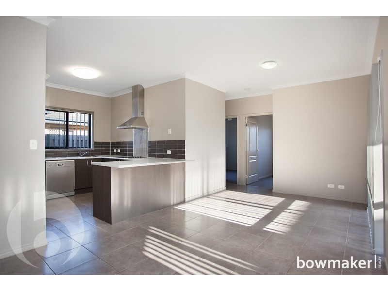 7 Astley Parade, North Lakes QLD 4509