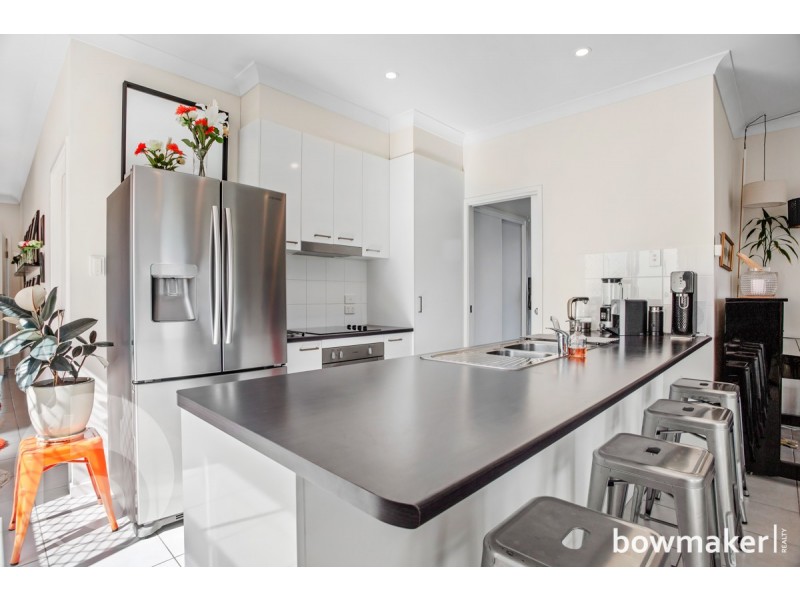 27 Friars Crescent, North Lakes QLD 4509