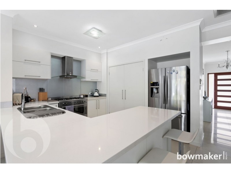 19 Douglas Circuit, North Lakes QLD 4509