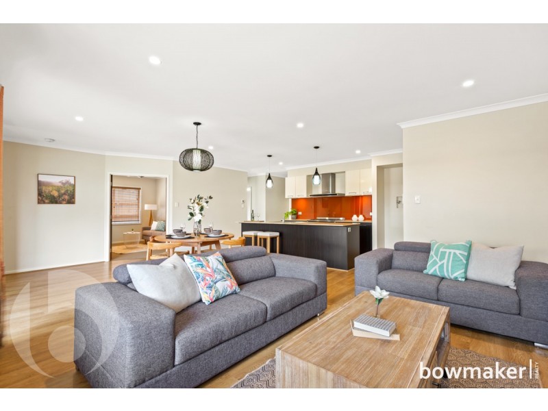 12 Ravensbourne Crescent, North Lakes QLD 4509