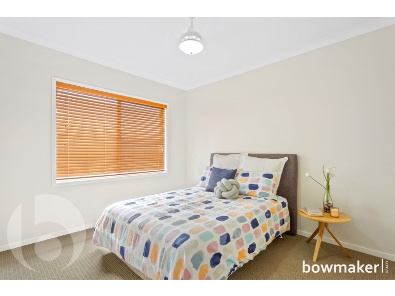 12 Ravensbourne Crescent, North Lakes QLD 4509