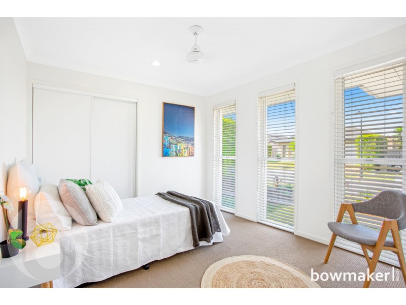 5 Highcliff Crescent, North Lakes QLD 4509