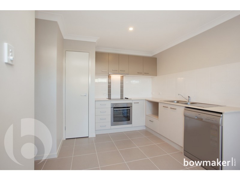 2/4 Finch Close, Dakabin QLD 4503