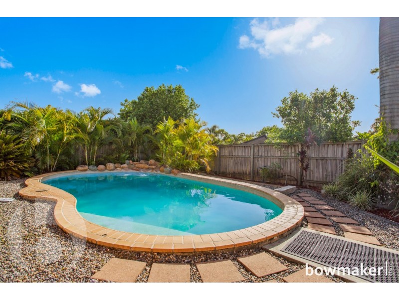 15 Chilton Crescent, North Lakes QLD 4509