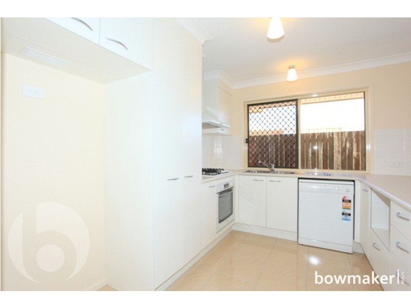 17 Cowen Terrace, North Lakes QLD 4509