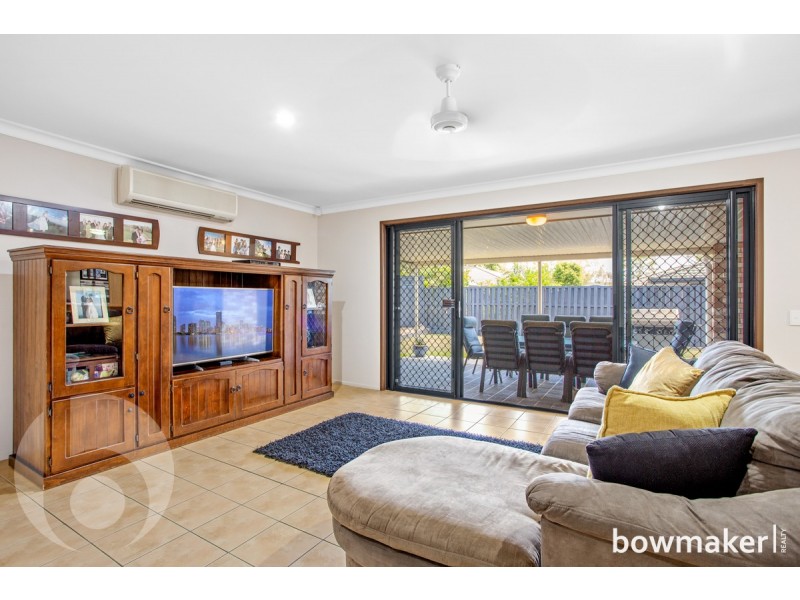 4 Sapphire Close, Griffin QLD 4503