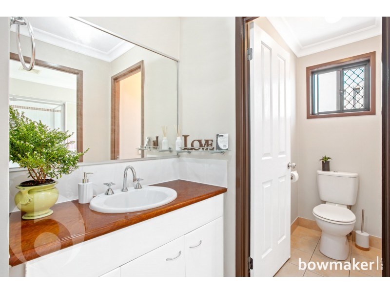 4 Sapphire Close, Griffin QLD 4503