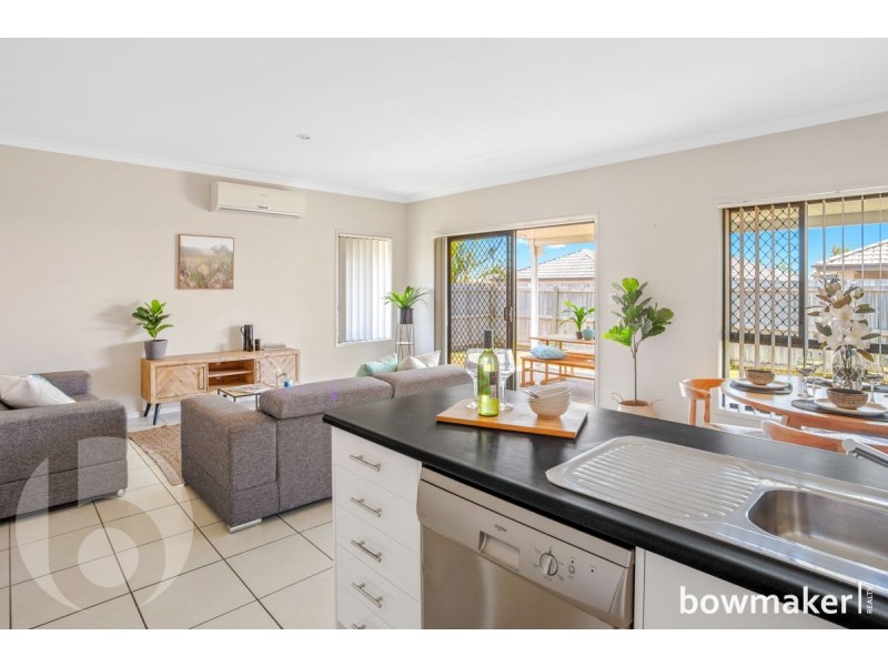 24 Menara Circuit, North Lakes QLD 4509