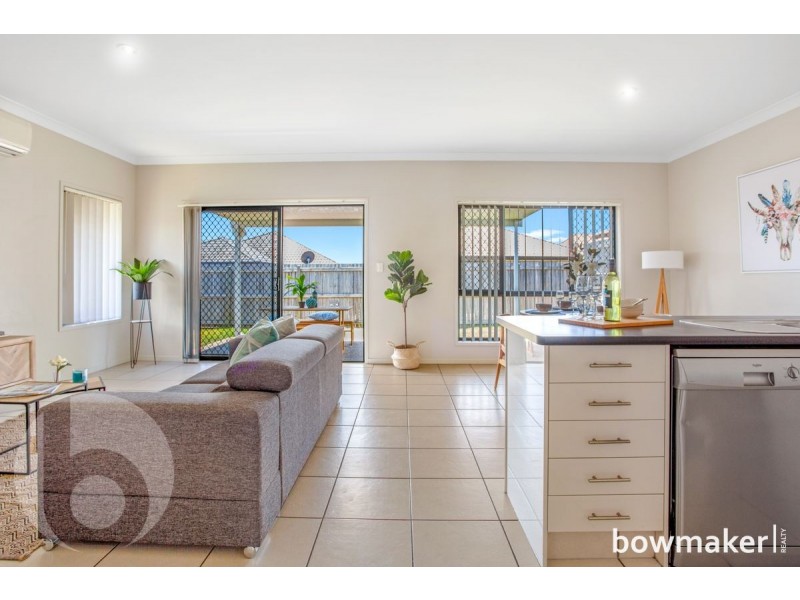 24 Menara Circuit, North Lakes QLD 4509