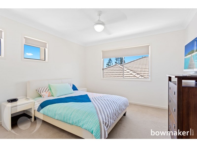 8 Montgomerie Parade, North Lakes QLD 4509