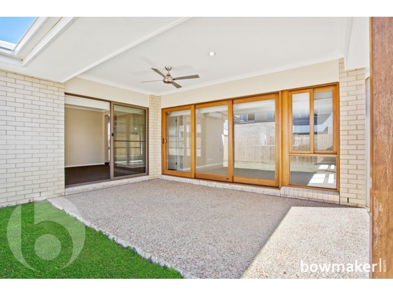 4 Wallarah Parade, North Lakes QLD 4509