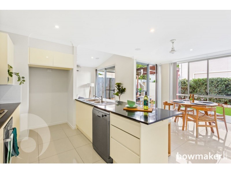 16 Brooklyn Close, North Lakes QLD 4509