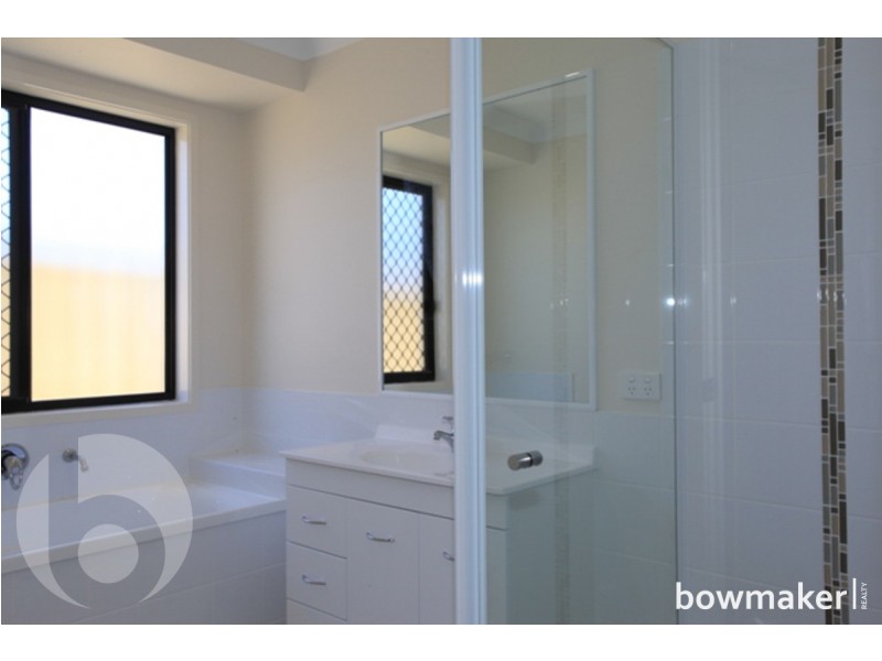 28 Lorikeet Parade, Dakabin QLD 4503