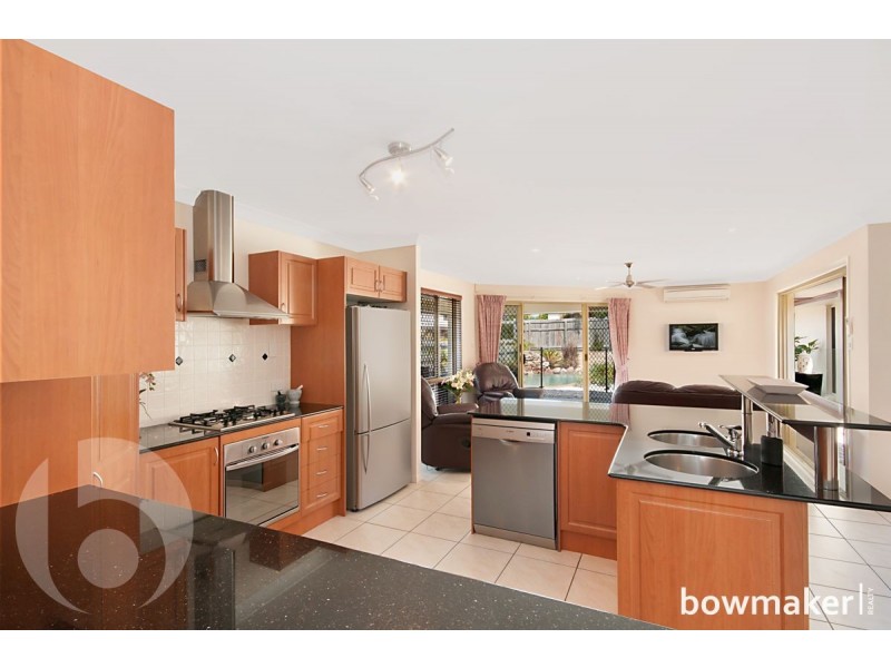 102 Copeland Drive, North Lakes QLD 4509