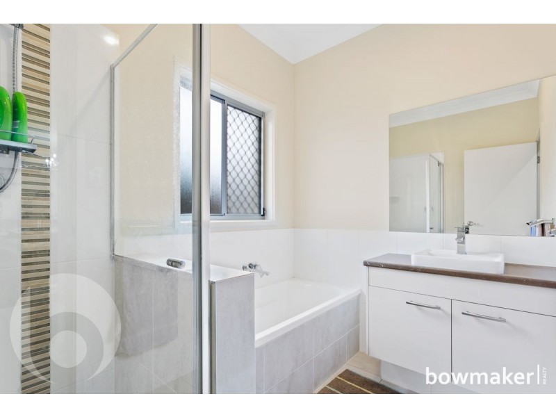 5 Ravensbourne Crescent, North Lakes QLD 4509