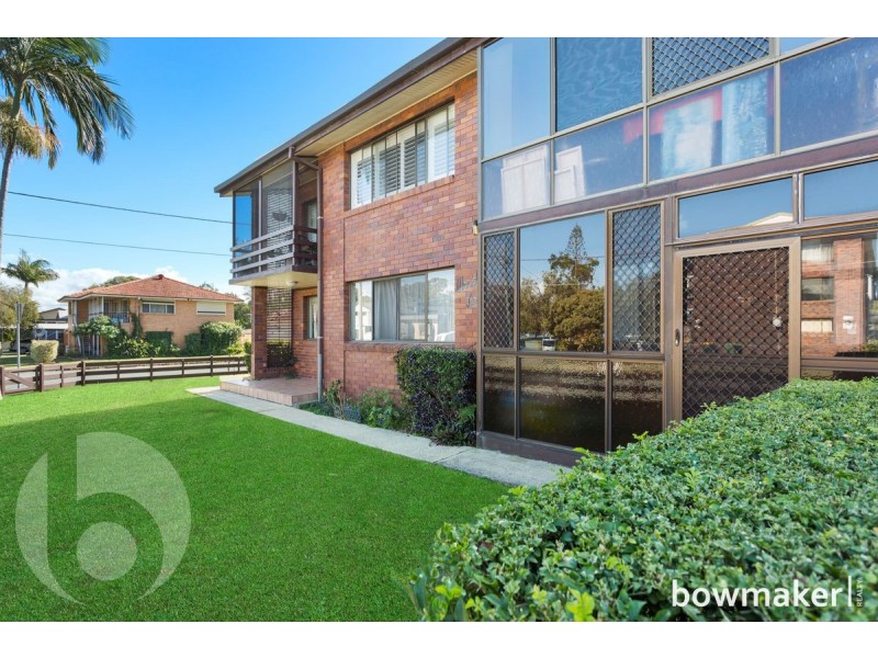 2/5 View Street, Woody Point QLD 4019