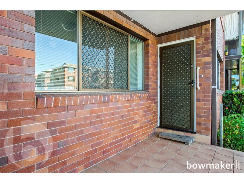 2/5 View Street, Woody Point QLD 4019
