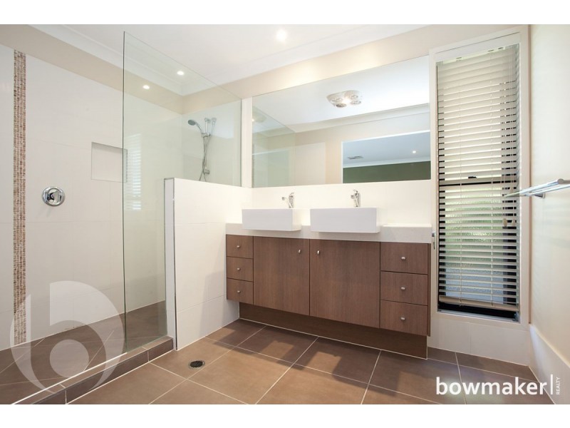 76 Elkington Circuit, North Lakes QLD 4509