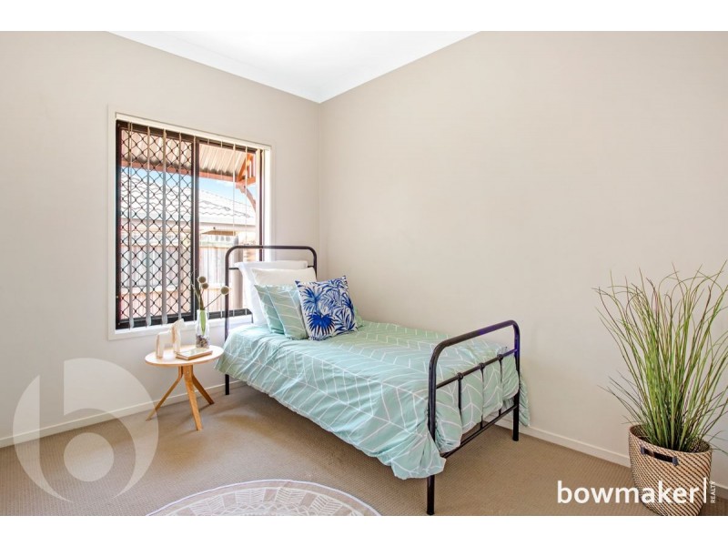 24 Menara Circuit, North Lakes QLD 4509
