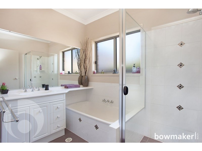 16 Cottonwood Circuit, North Lakes QLD 4509