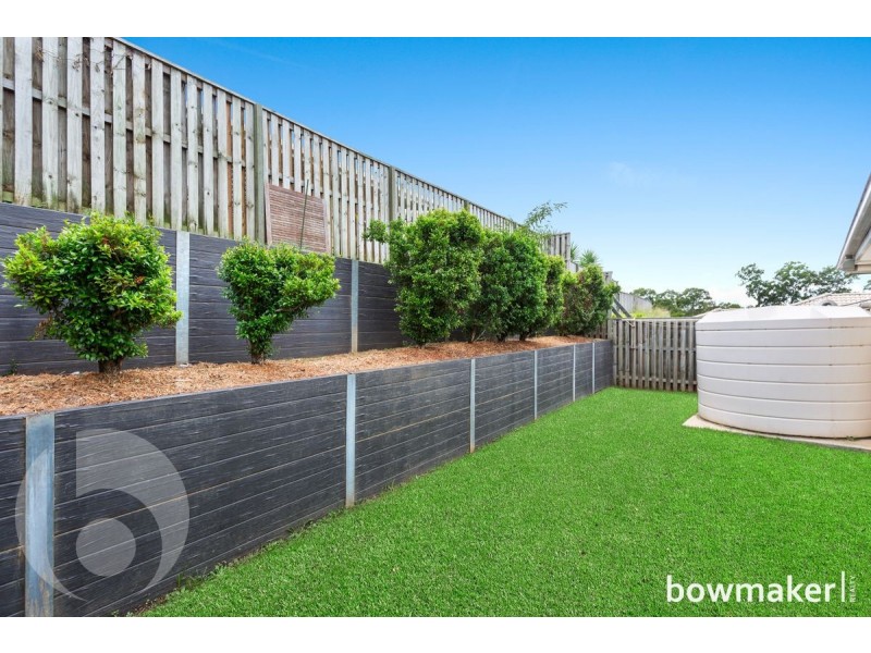 15 Bowerbird Crescent, Dakabin QLD 4503