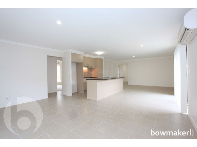 60 Mackintosh Drive, North Lakes QLD 4509
