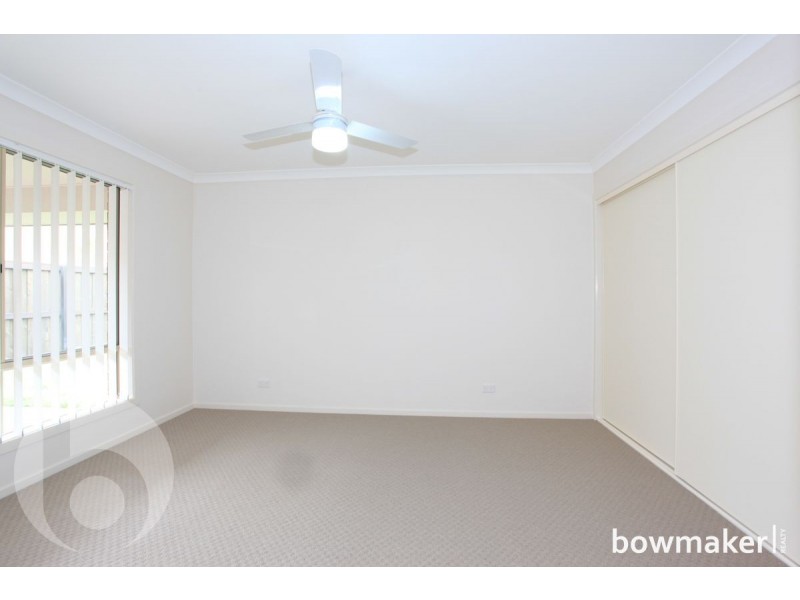 60 Mackintosh Drive, North Lakes QLD 4509