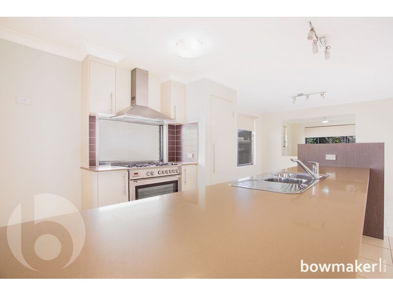 18 Kingdom Circuit, North Lakes QLD 4509