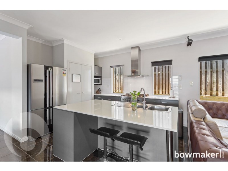 12 Eaton Close, North Lakes QLD 4509