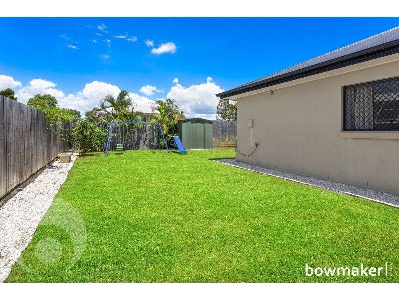 12 Eaton Close, North Lakes QLD 4509