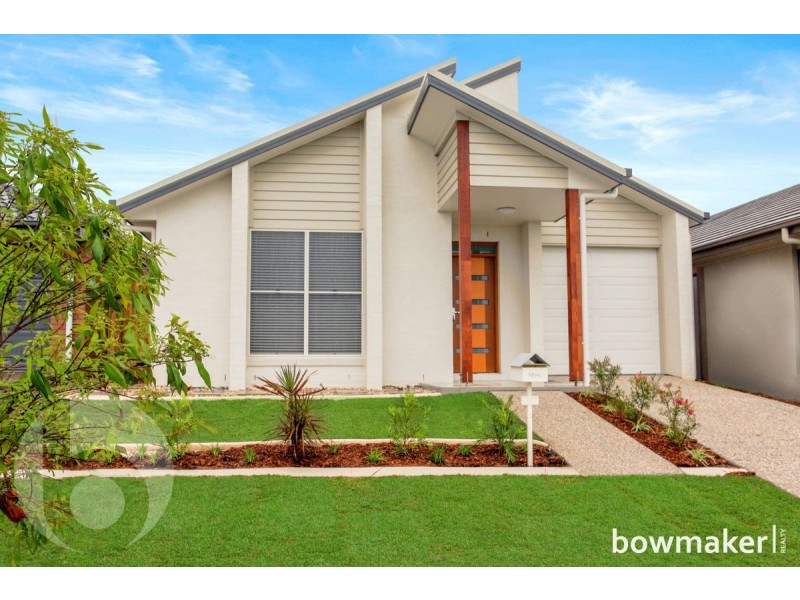 66 Mackintosh Drive, North Lakes QLD 4509
