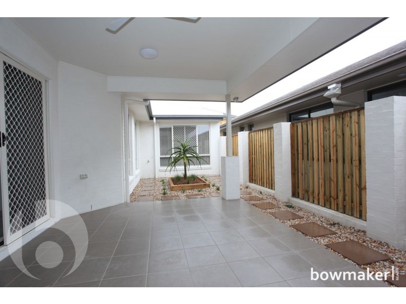 66 Mackintosh Drive, North Lakes QLD 4509