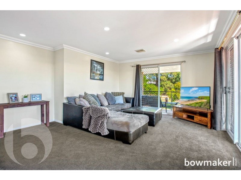 8 Marsh Parade, North Lakes QLD 4509