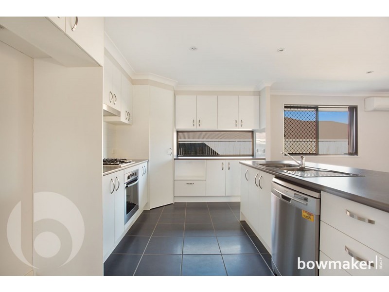 18 Dawson Court, North Lakes QLD 4509