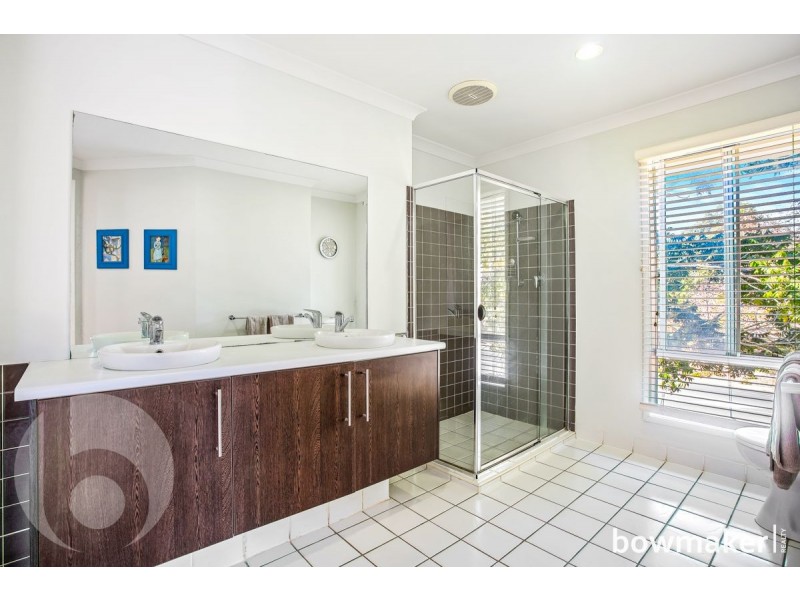 2 Appleby Close, North Lakes QLD 4509