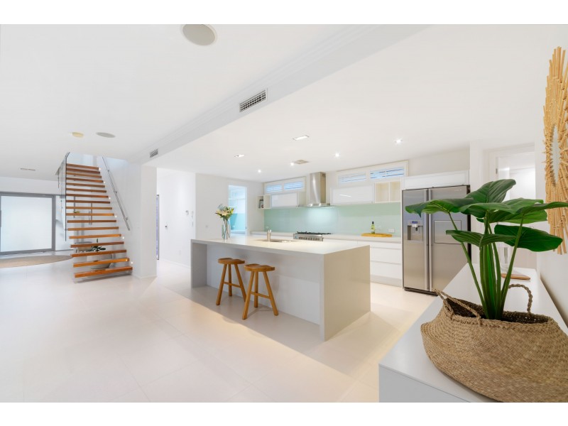 46 Nicklaus Parade, North Lakes QLD 4509