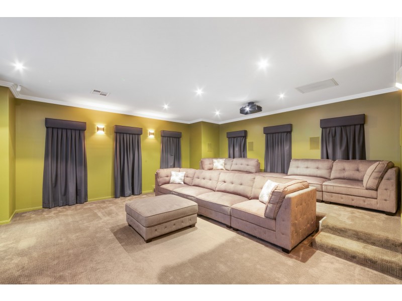 46 Nicklaus Parade, North Lakes QLD 4509