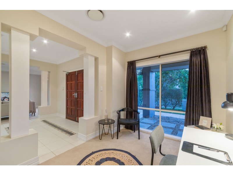 122 Copeland Drive, North Lakes QLD 4509